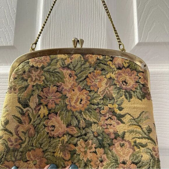 Vintage | Floral Tapestry Handbag - Picture 3 of 9